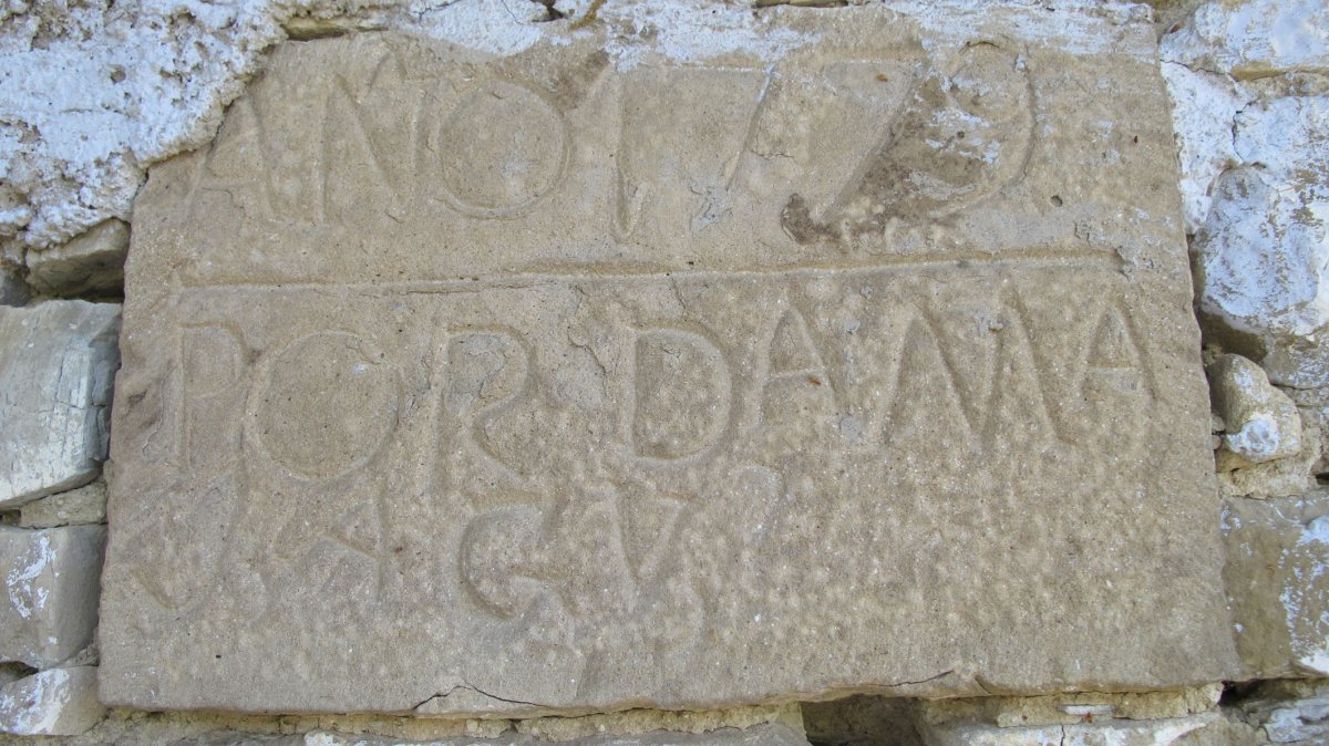 San Lorentzo ermita, Etxalatz