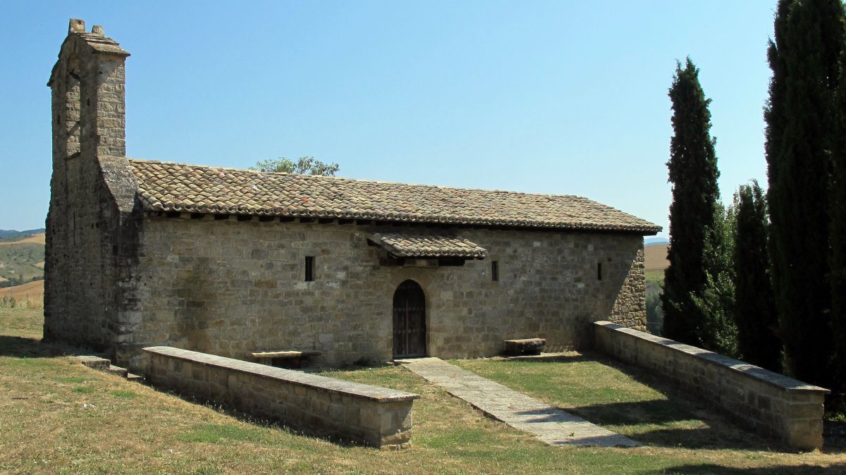 San Pedro ermita, Urrotz hiribildua