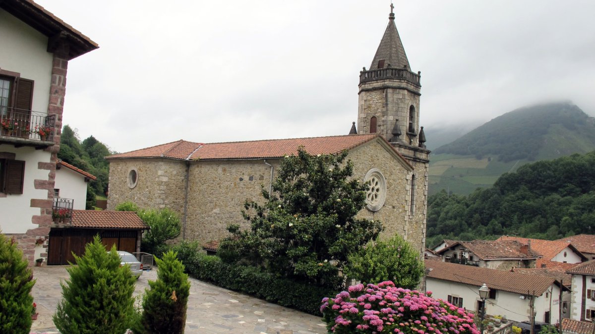 San Pedro eliza, Almandoz