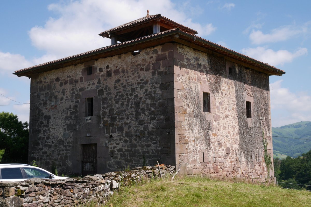 Azpilkuetako jauregia