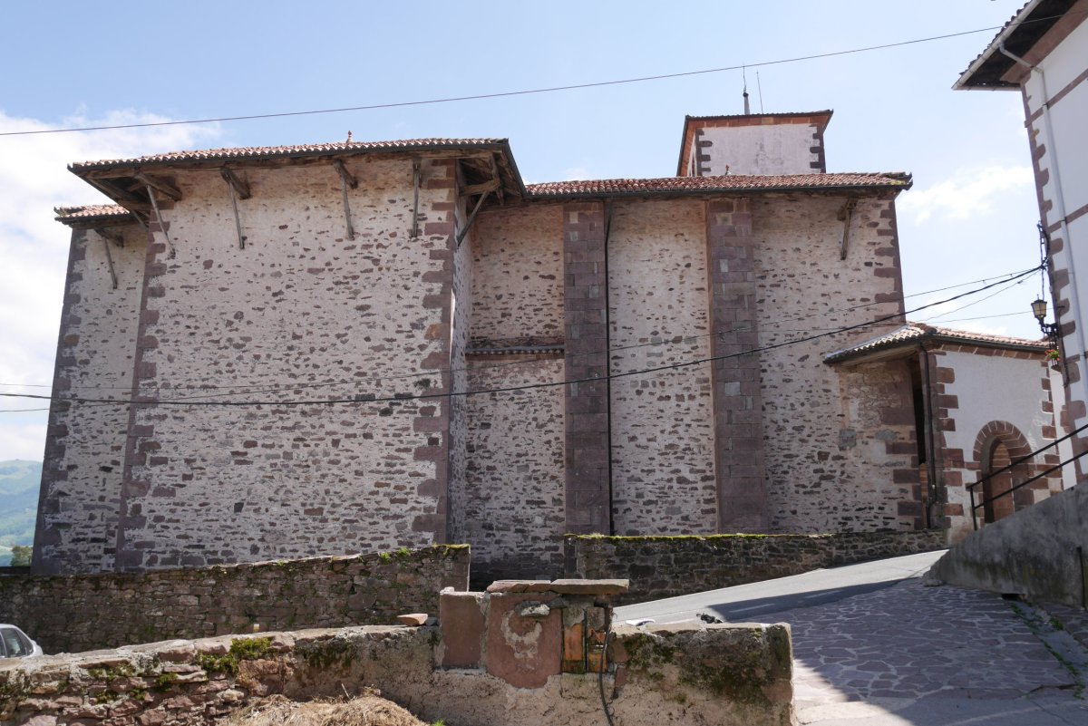 San Andres eliza, Azpilkueta