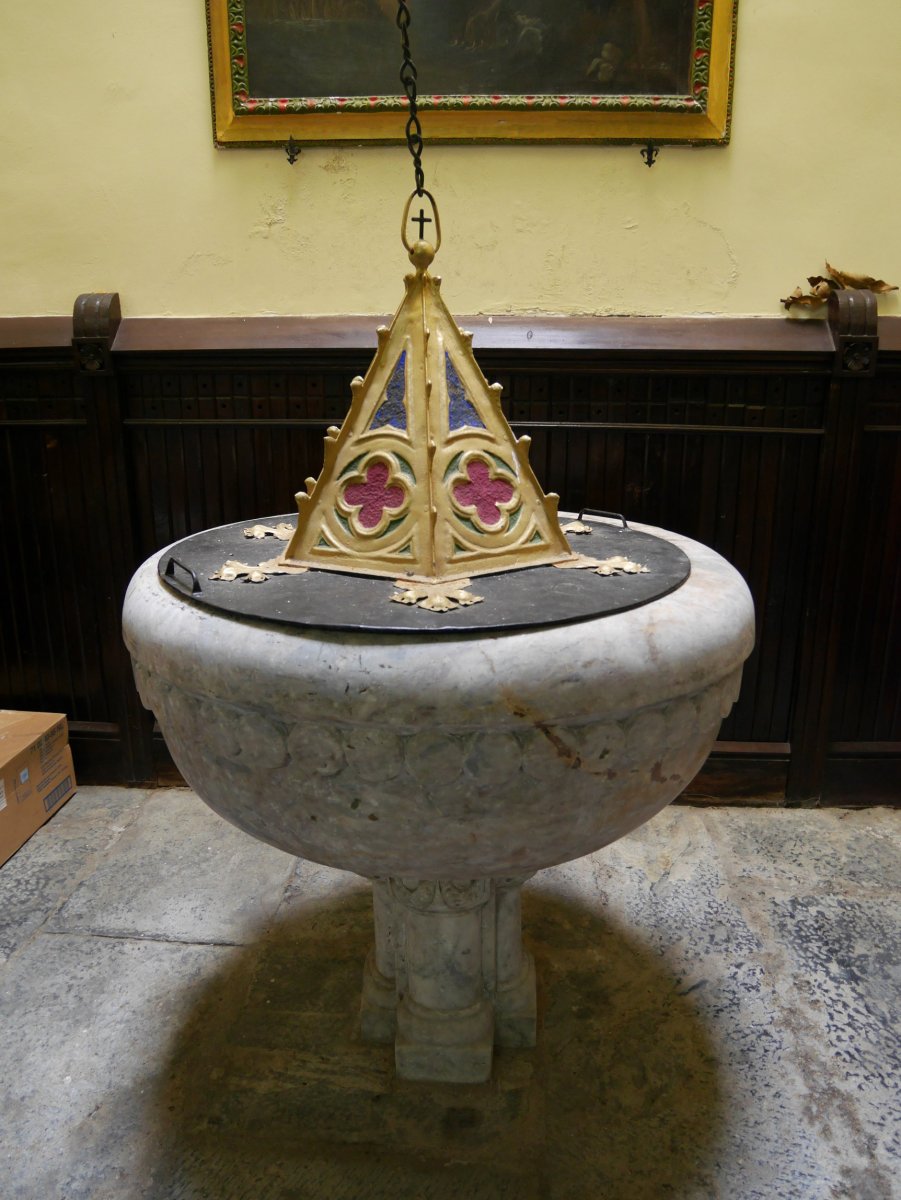 San Martin eliza, Lesaka