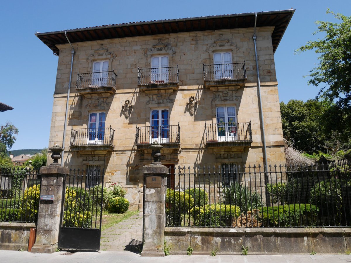 Esteibar-Arauna jauregia, Elorrio