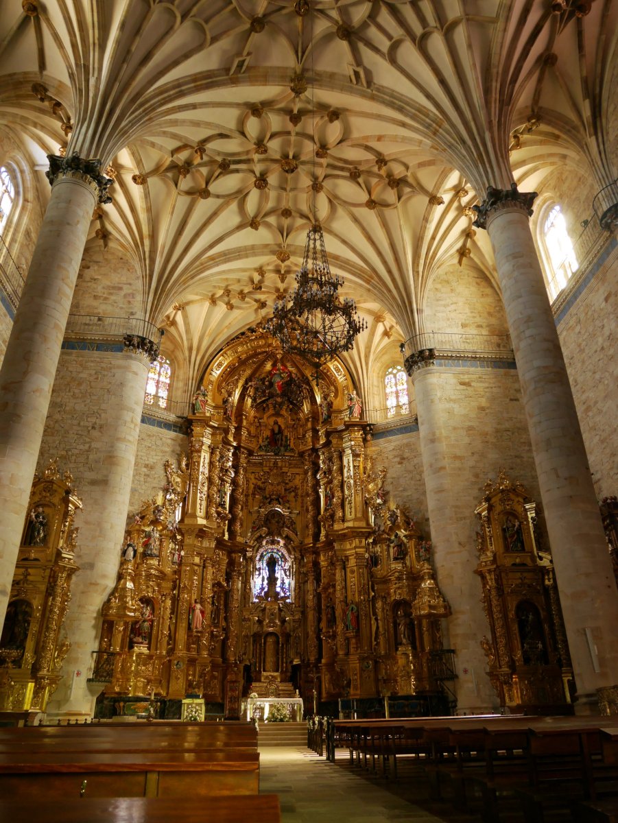 Sortzez Garbia eliza, Elorrio