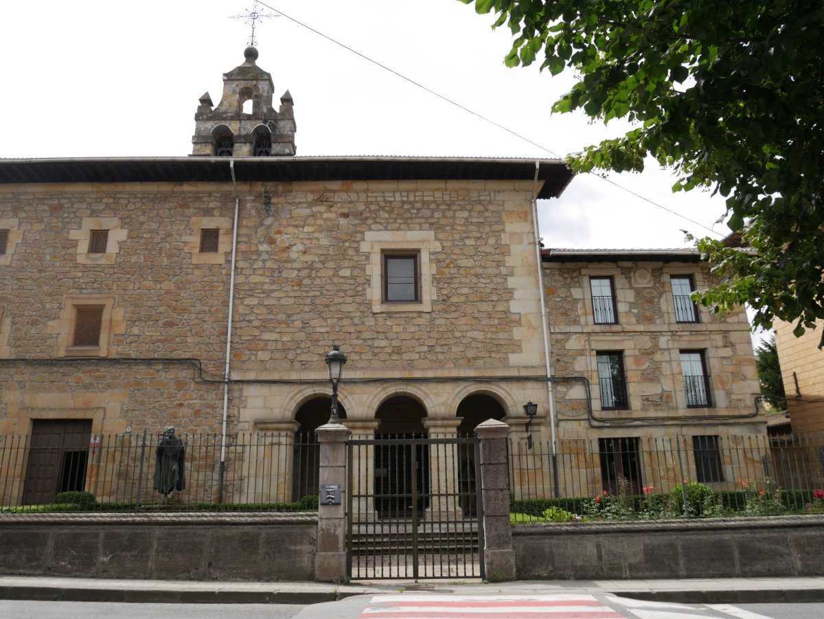 Santa Ana komentua, Elorrio