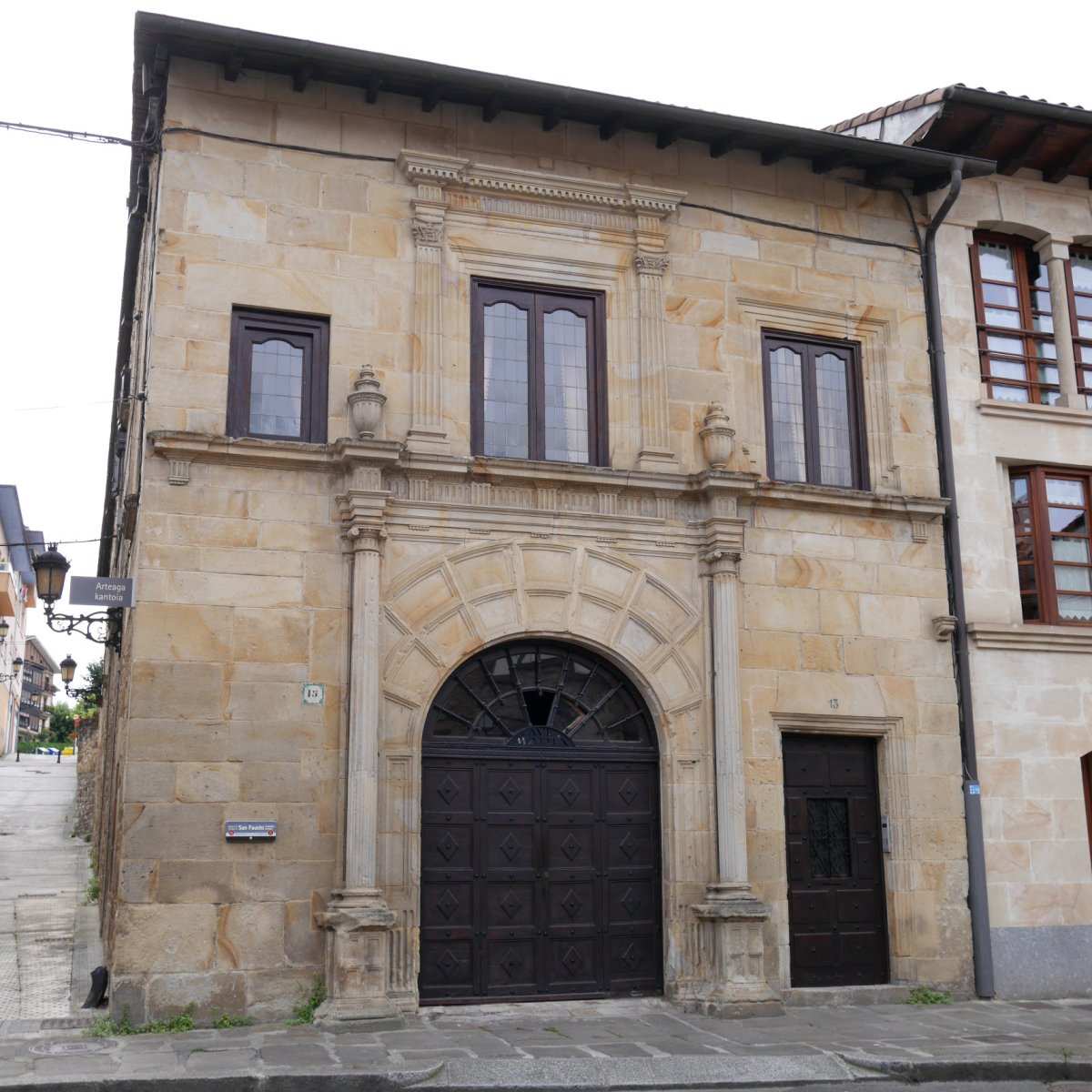 San Pio X 13 etxea, Elorrio