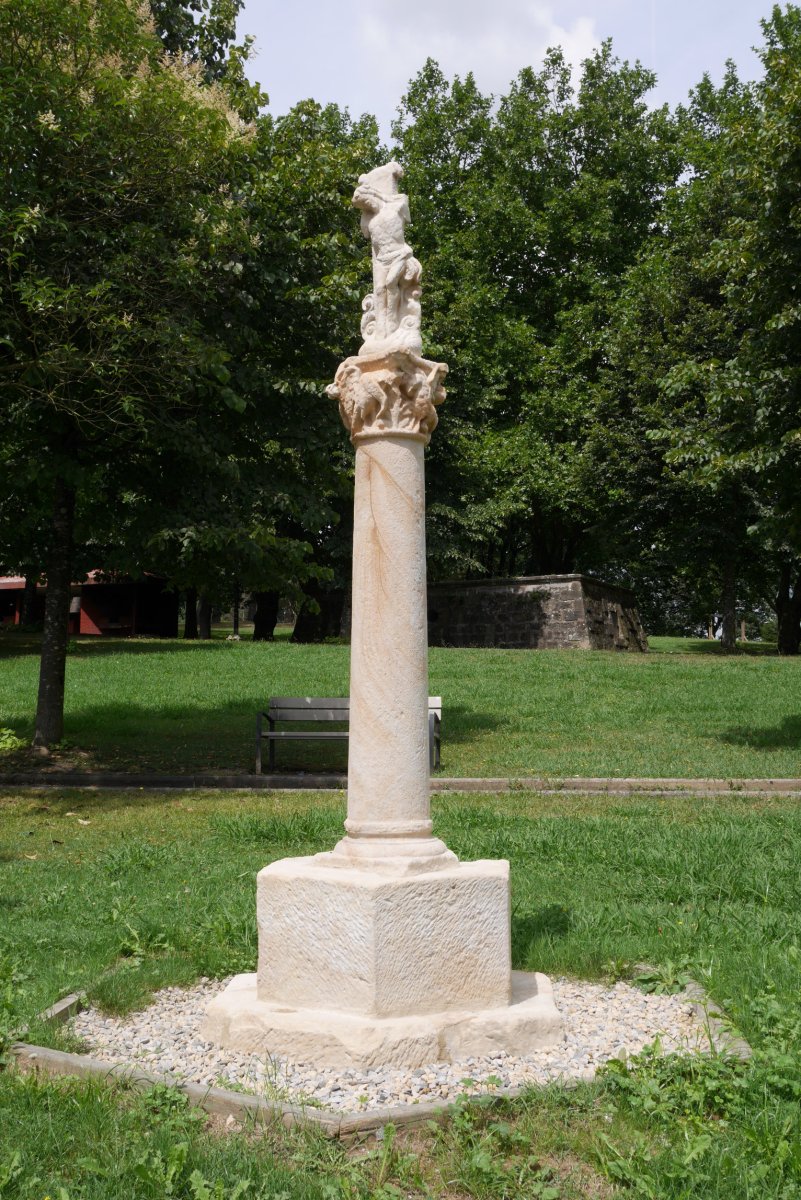 Santa Elena gurutzea, Elorrio