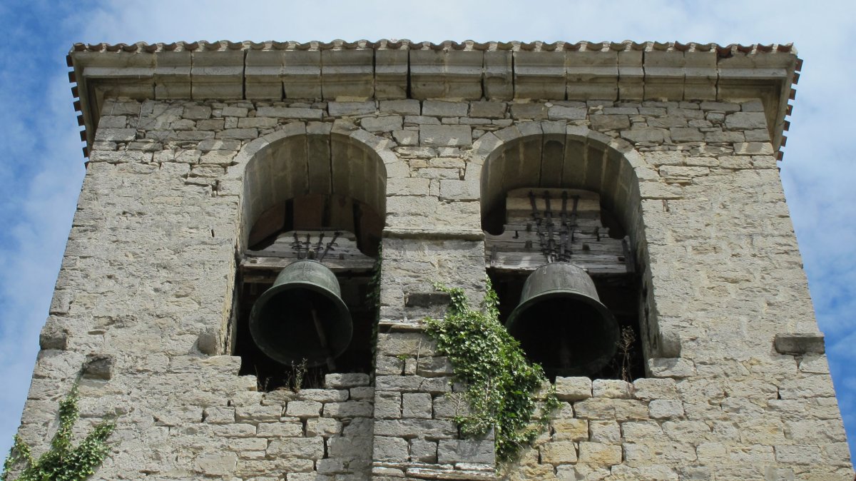 Garbikundea eliza, Elkarte-Berriobeiti