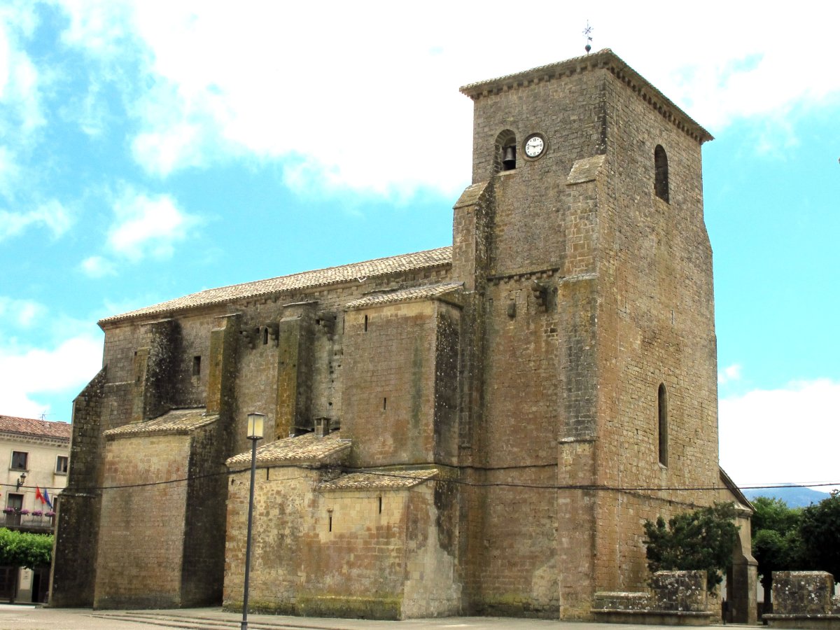 Asuncion eliza, Urrotz hiribildua