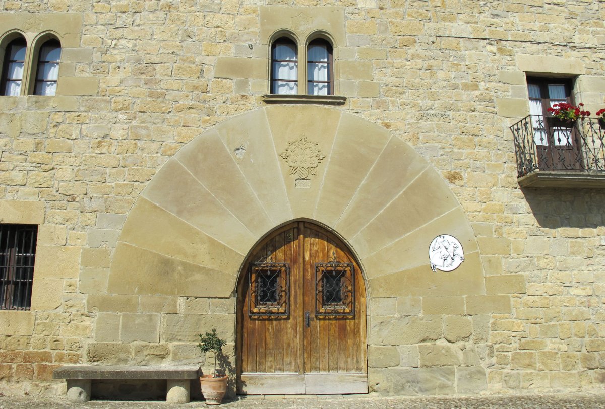 Etxea, Urrotz hiribildua