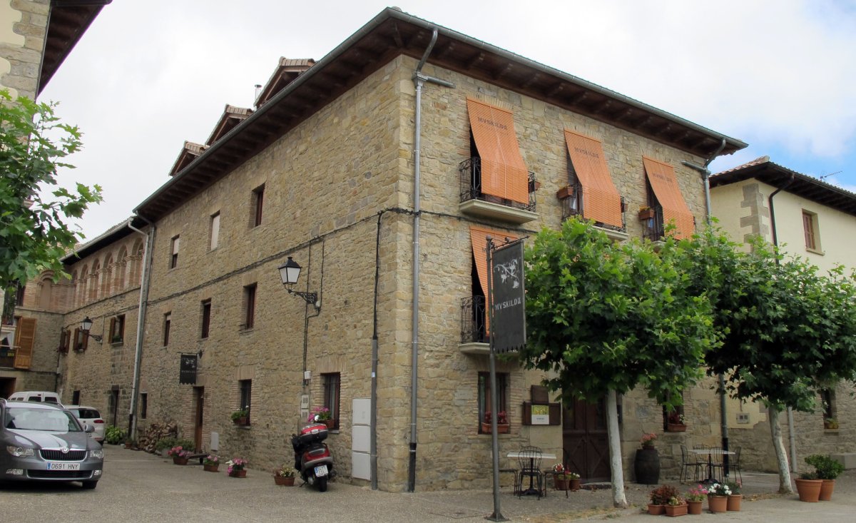 Etxea, Urrotz hiribildua