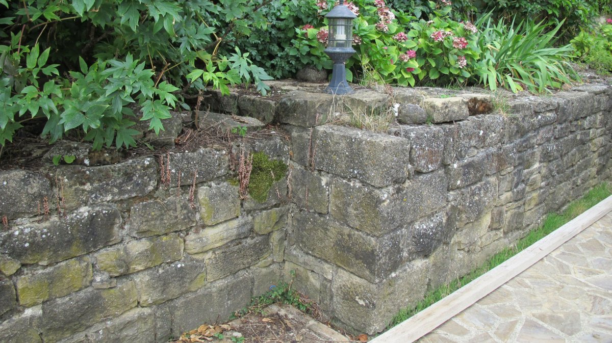 San Bartolome ermitatik geratzen den pareta bakarra, Erreta-Itzagaondoa