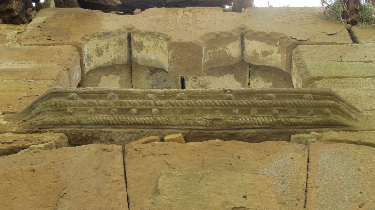 Meltxor (Meltxorena) etxeko leihoa, Urbikain-Itzagaondoa