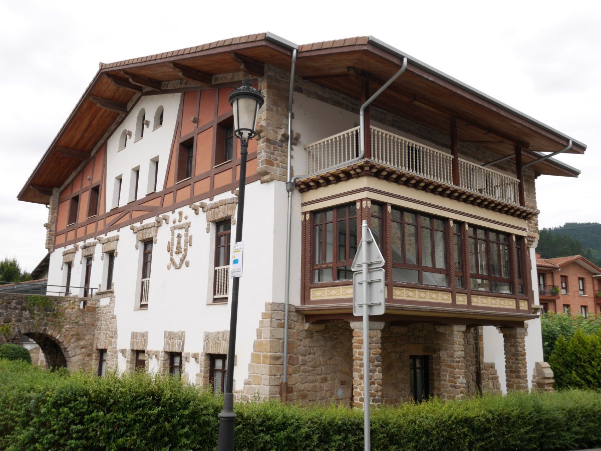 Olaran etxea, Antzuola