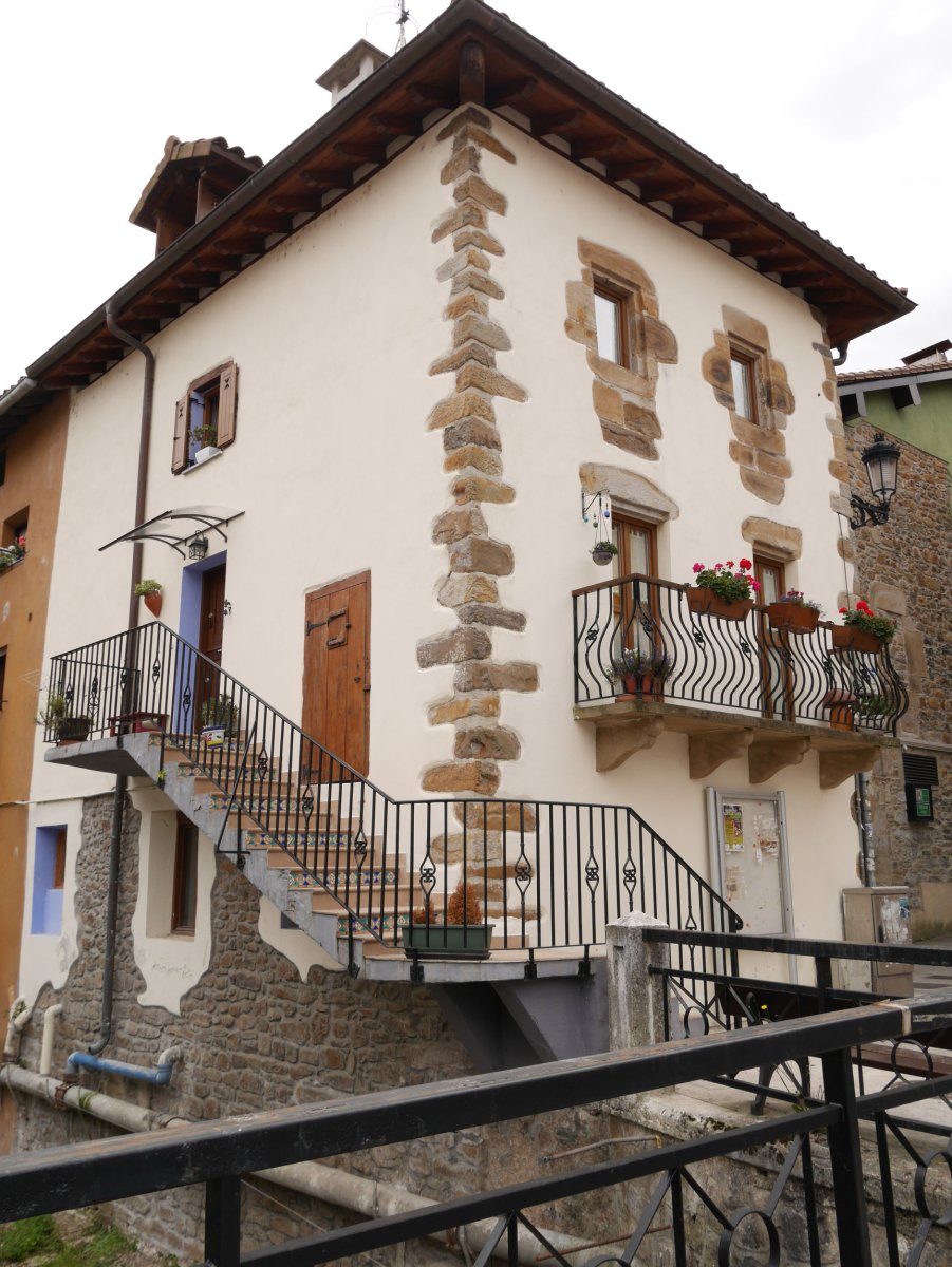 Kalebarren kaleko etxea, Antzuola