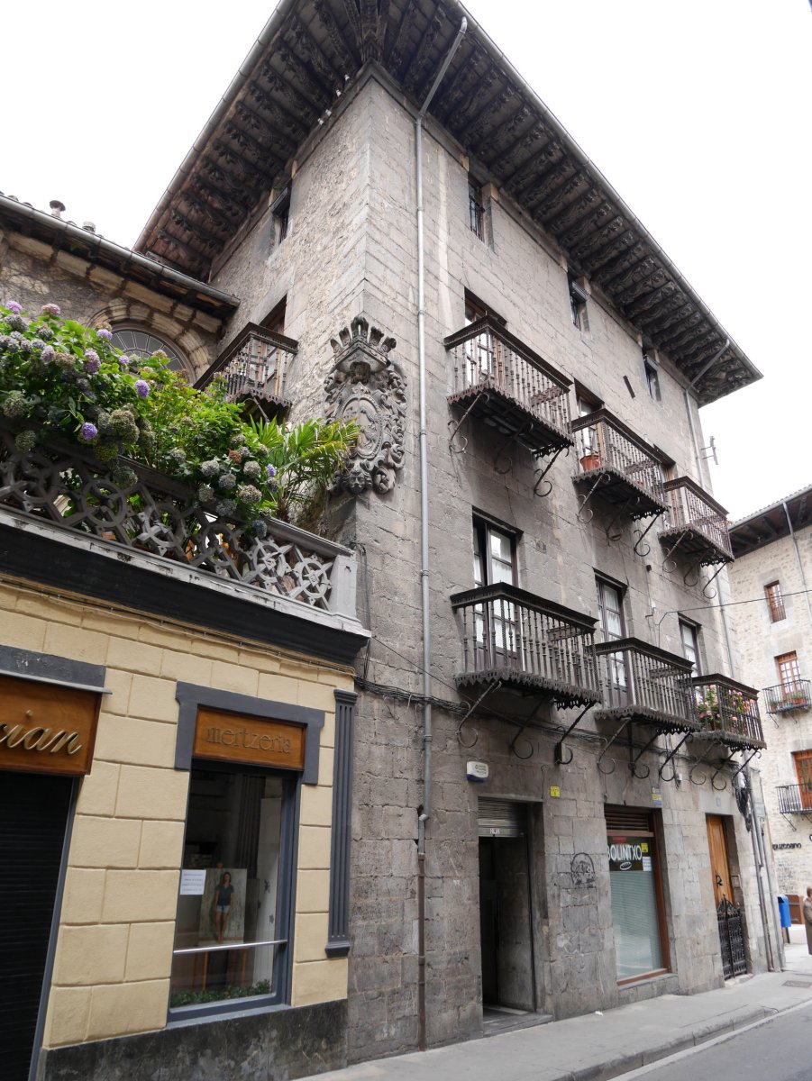 Moiua-Barrena jauregia, Bergara