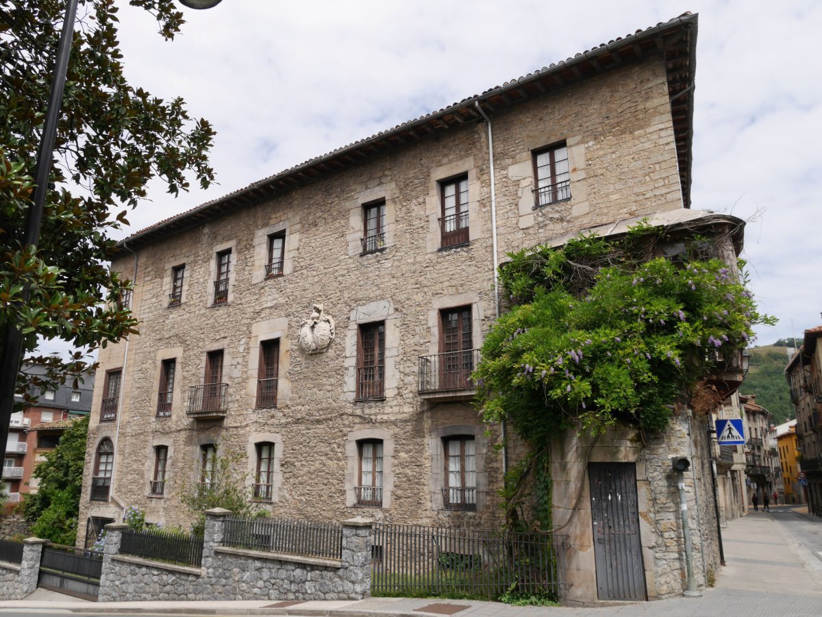 Unzeta etxea, Bergara