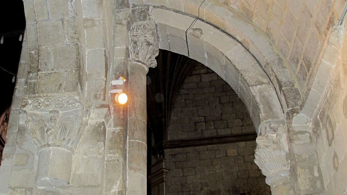 San Pedro eliza, Oibar