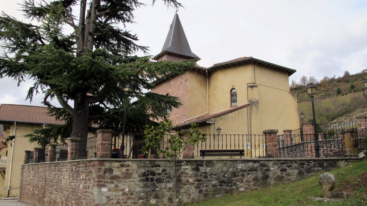 San Gil eliza, Eugi-Esteribar