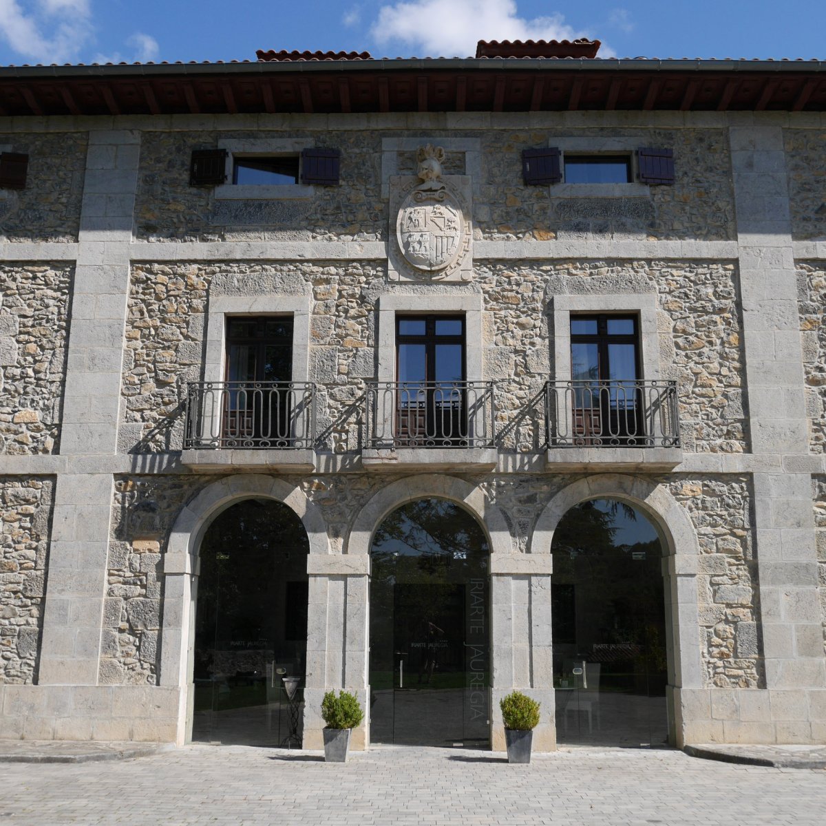 Iriarte jauregia, Bidania