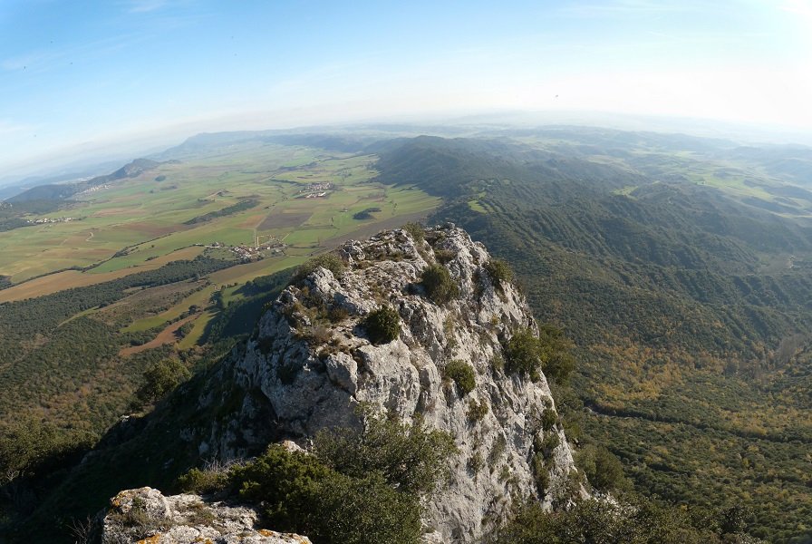 Malpikako gailurretik, gandorra eta Kabregako mendilerroa