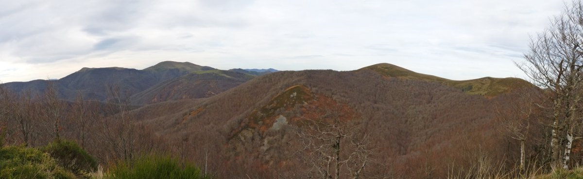 Okoro, Saioa eta Xuriain Laztegitik