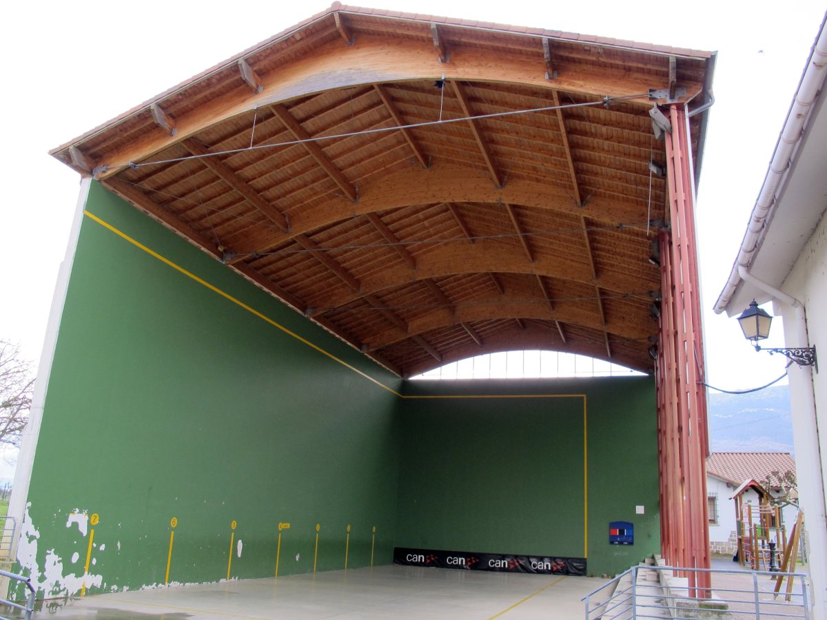 Pilotalekua, Irañeta