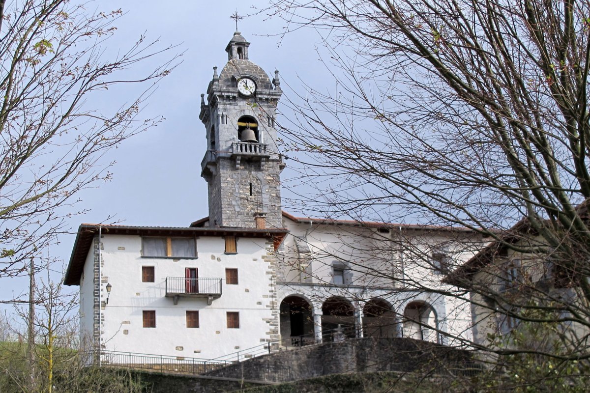 Asunción eliza, Areso