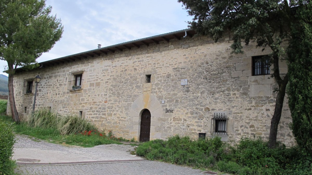 Señar etxea, Izu-Oltza