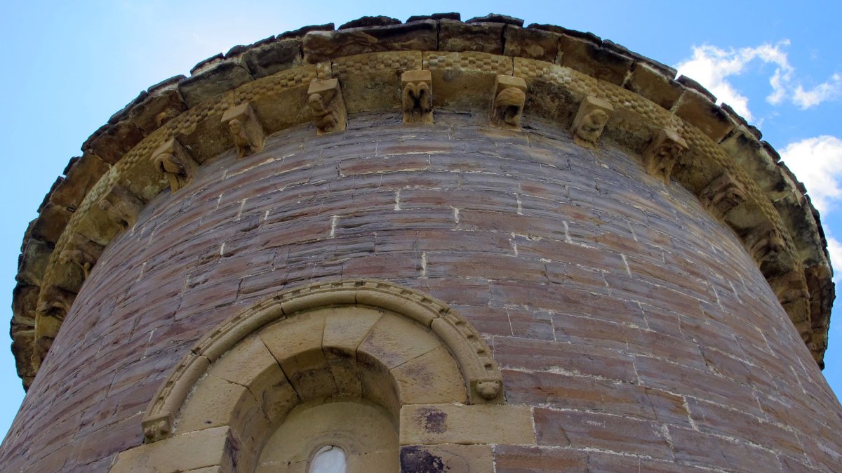 Santa Maria ermita, Nabaskoze