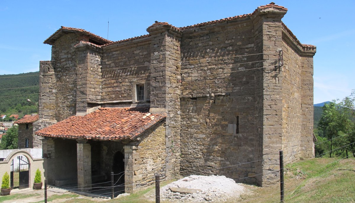 Santa Luzia eliza, Ezkirotz-Esteribar