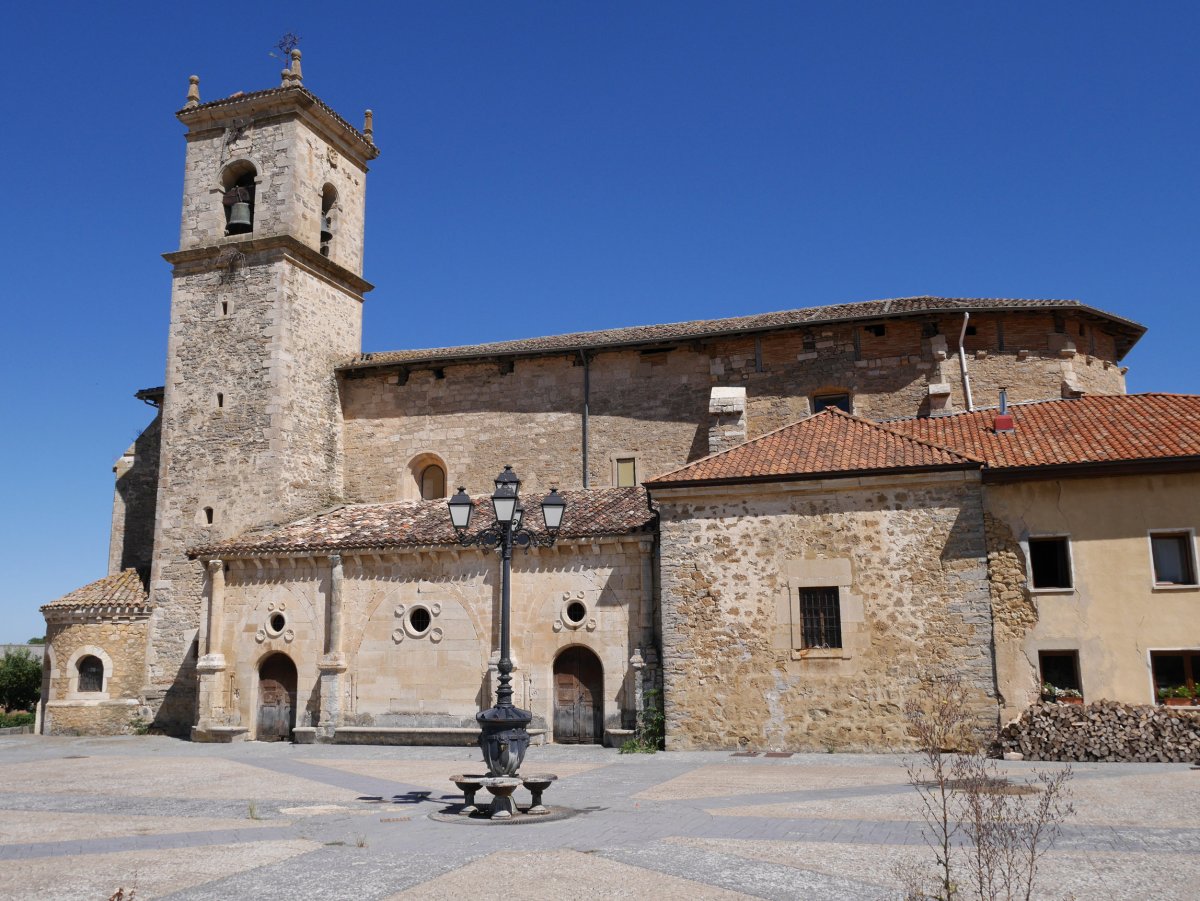 San Andres eliza, Erentxun