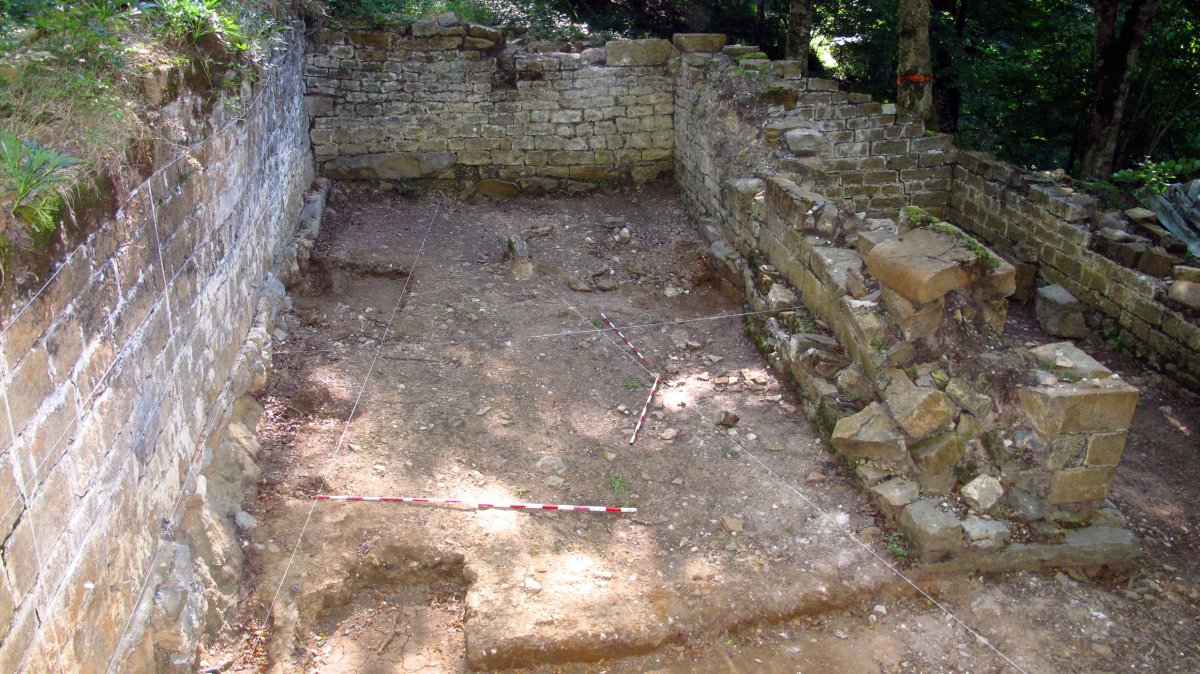 Agiriko eliza, Agiri-Uharte Arakil