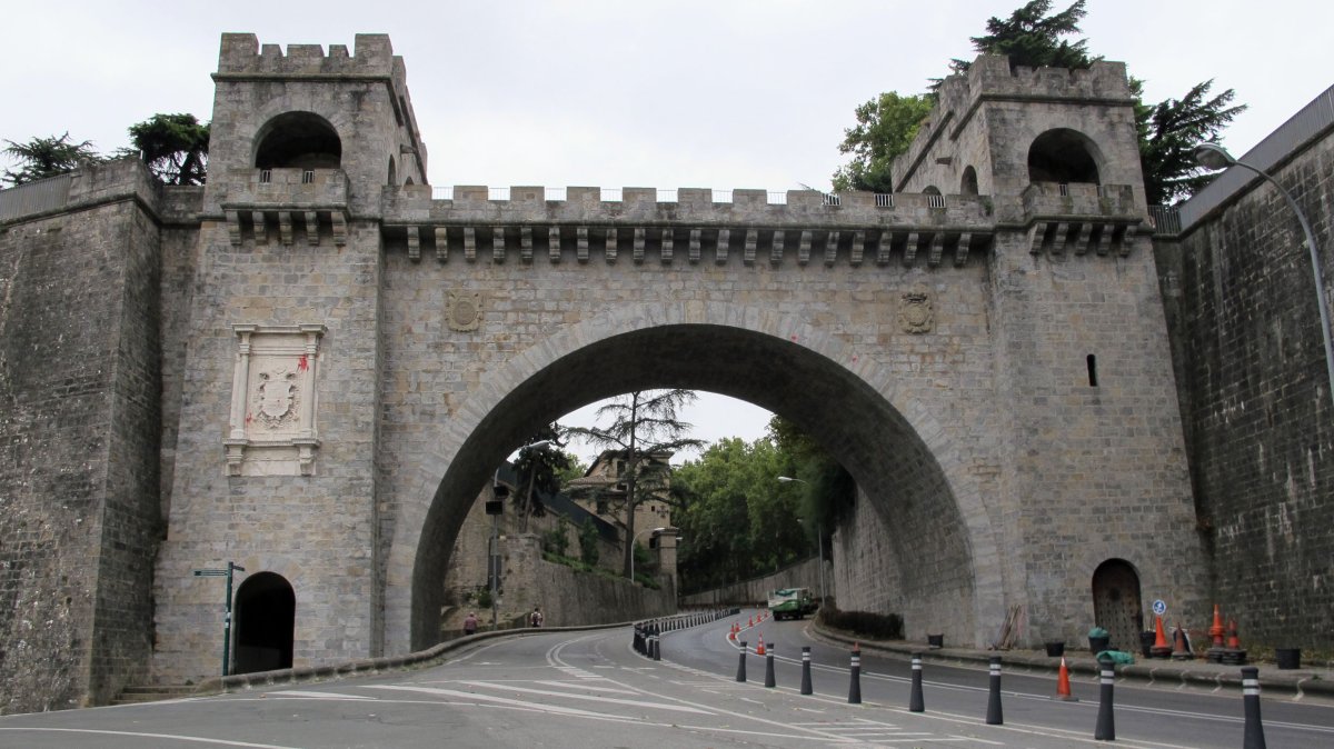 Atari Berria, Iruñea