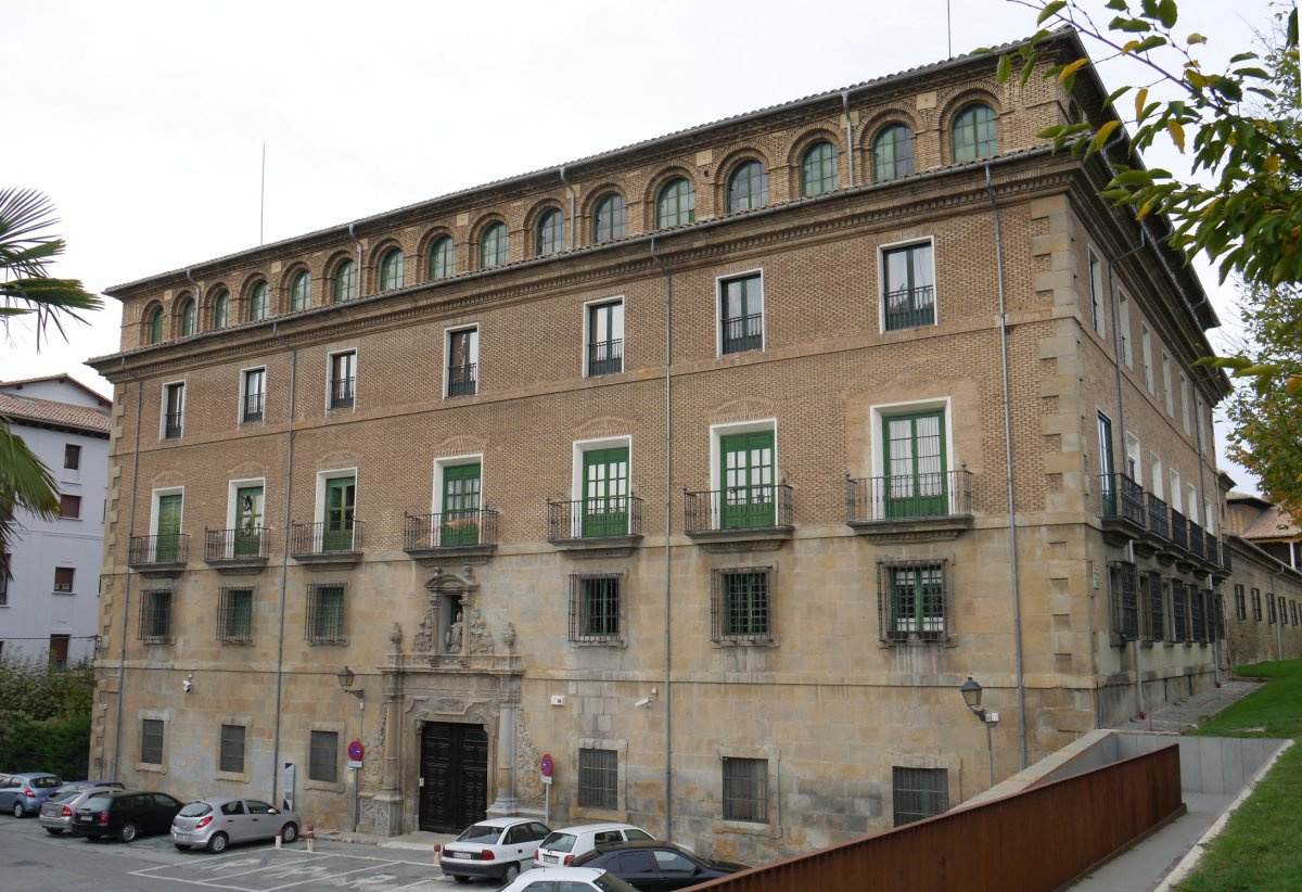 Apezpikuaren Jauregia