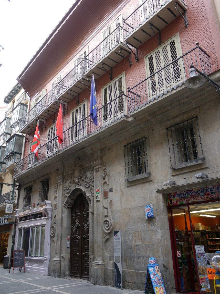 Navarro-Tafalla jauregia