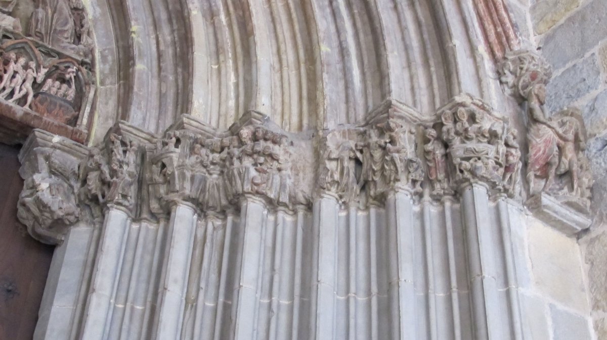 San Saturnino eliza, Iruñea