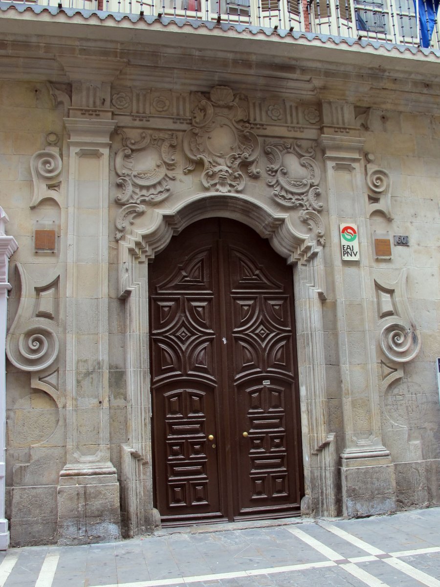 Navarro-Tafalla jauregia, Iruñea