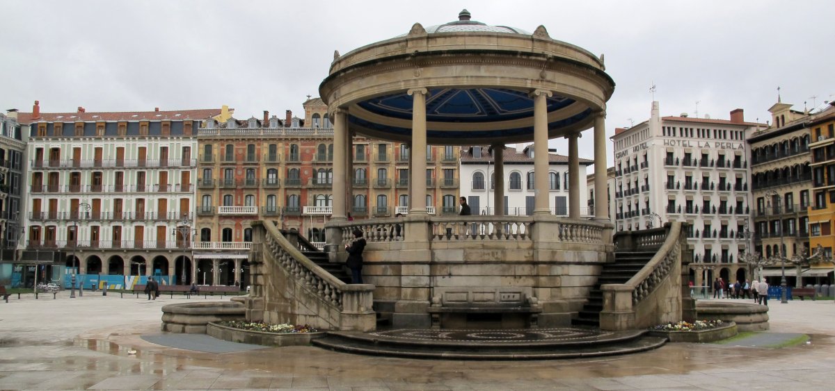 Gazteluko Plaza, Iruñea