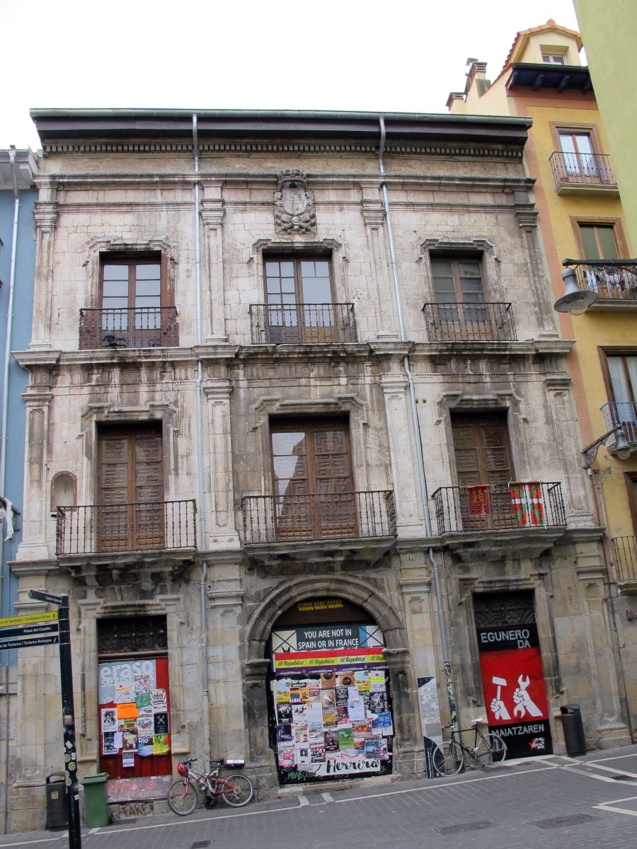 Rozalejo Jauregia, Iruñea