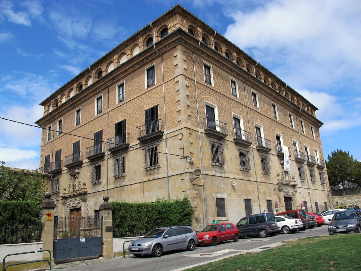 Apezpikuaren Jauregia, Iruñea