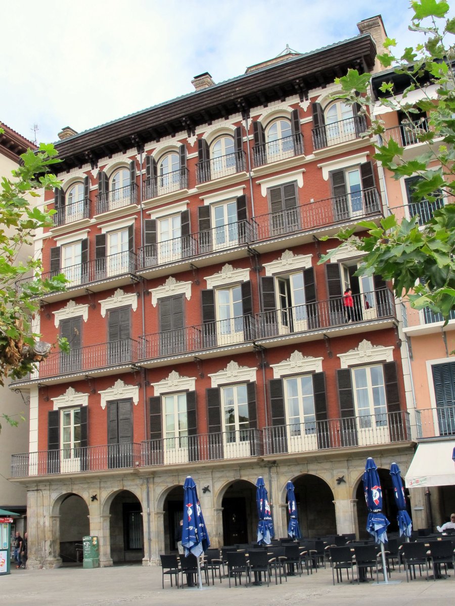 Goyeneche jauregia, Iruñea