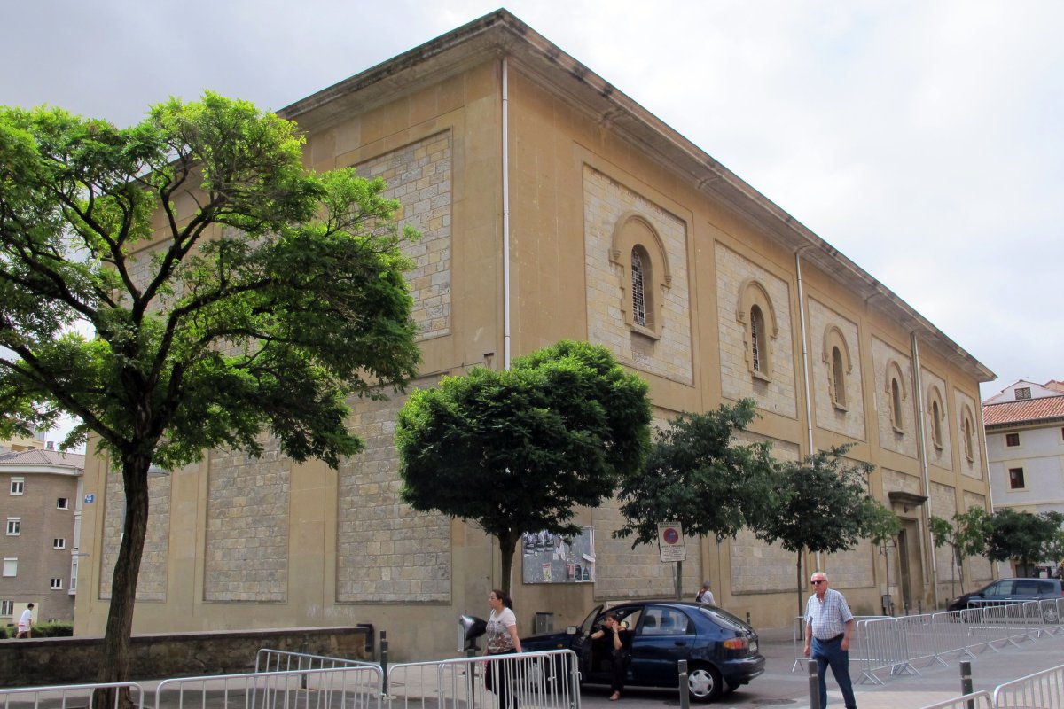 San Andres eliza, Atarrabia