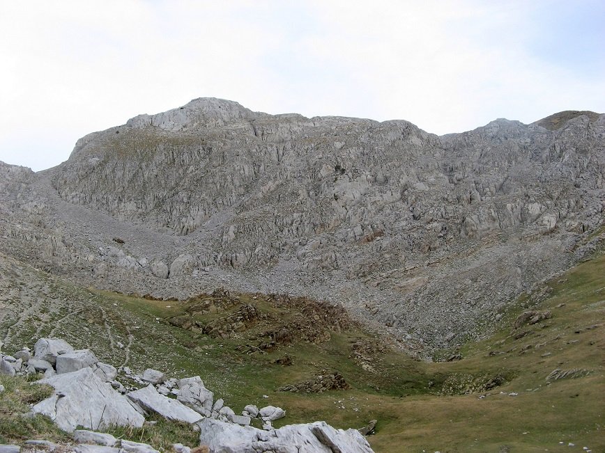 Bide ohikoa eskuinean...guk ezker aldean!