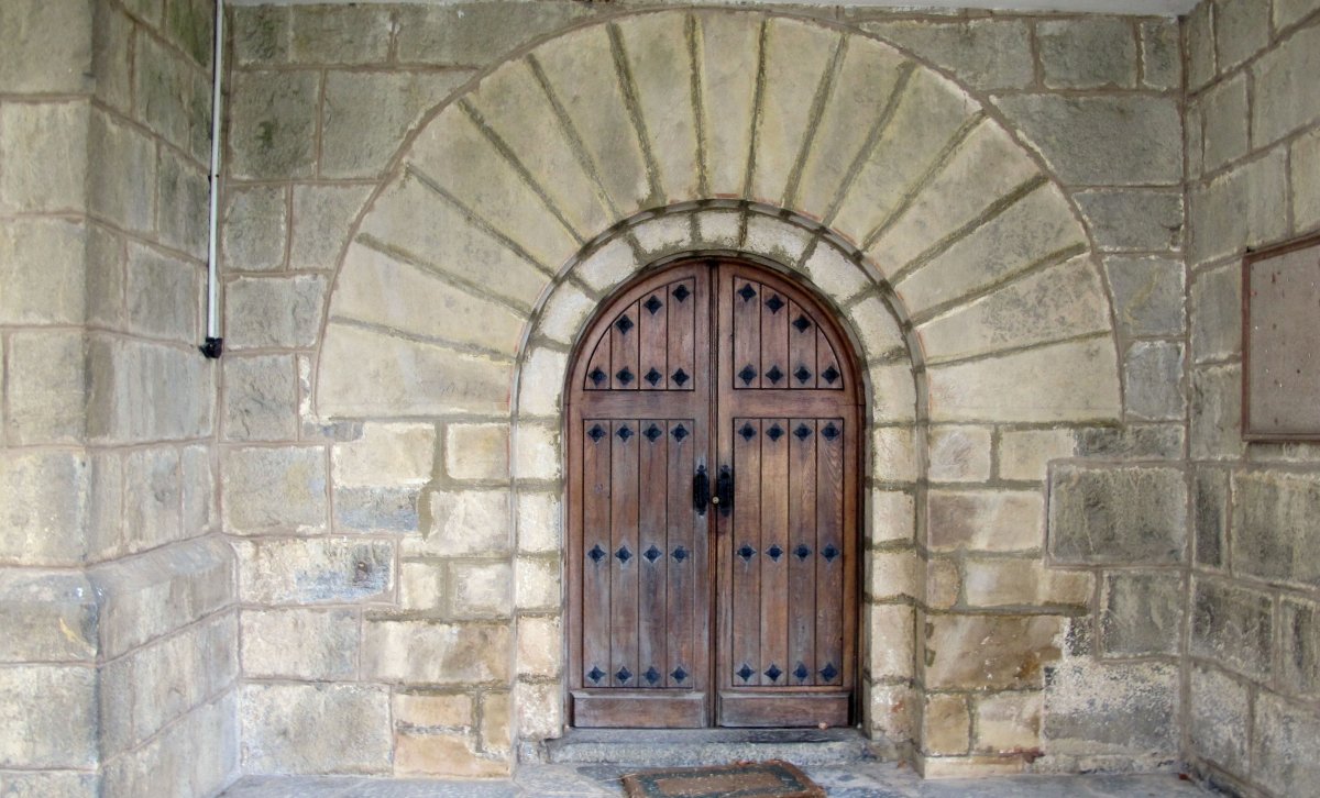 San Adrian eliza, Leranotz-Esteribar