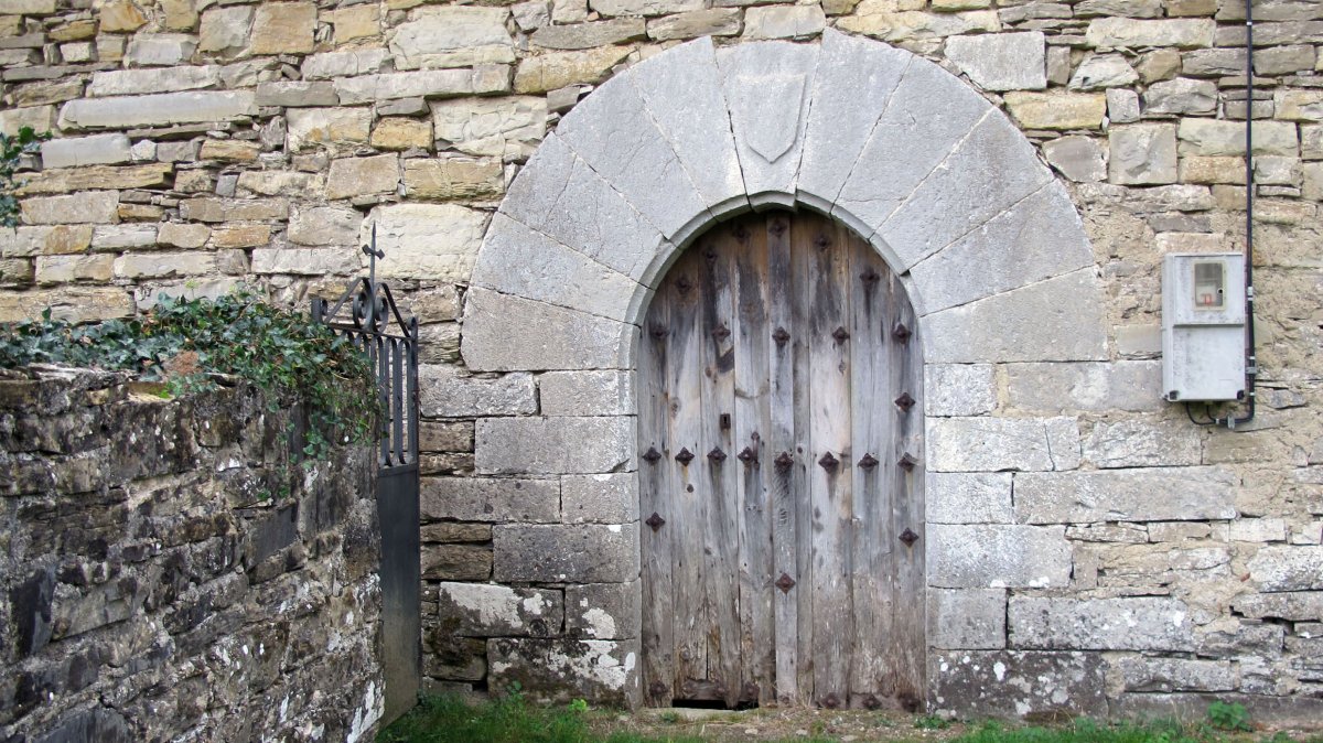 San Esteban eliza, Usetxi-Esteribar