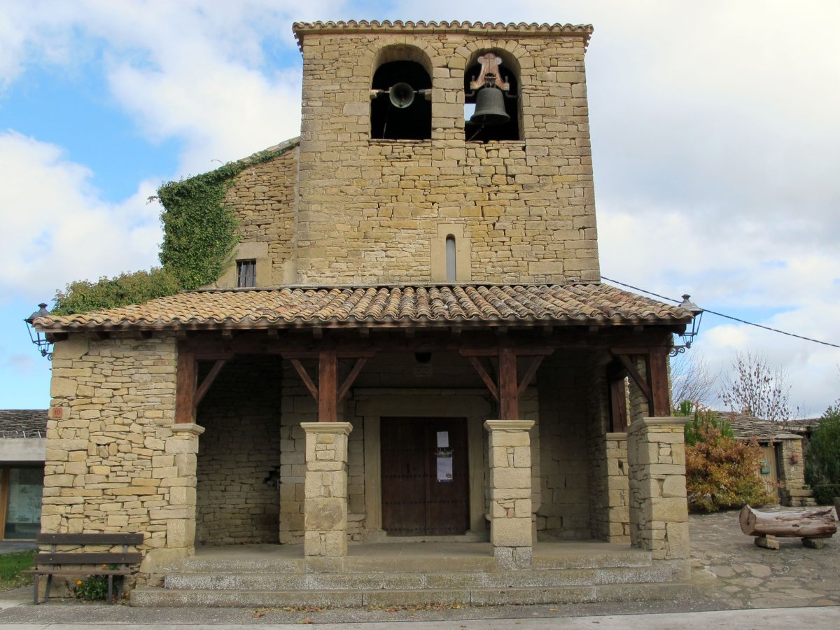 San Esteban eliza, Iratxeta-Leotz