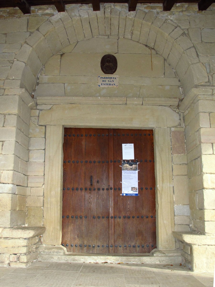 San Esteban eliza, Iratxeta-Leotz