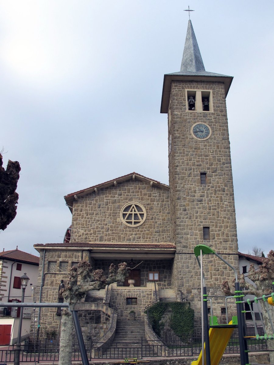 San Esteban eliza, Erro-Erroibar