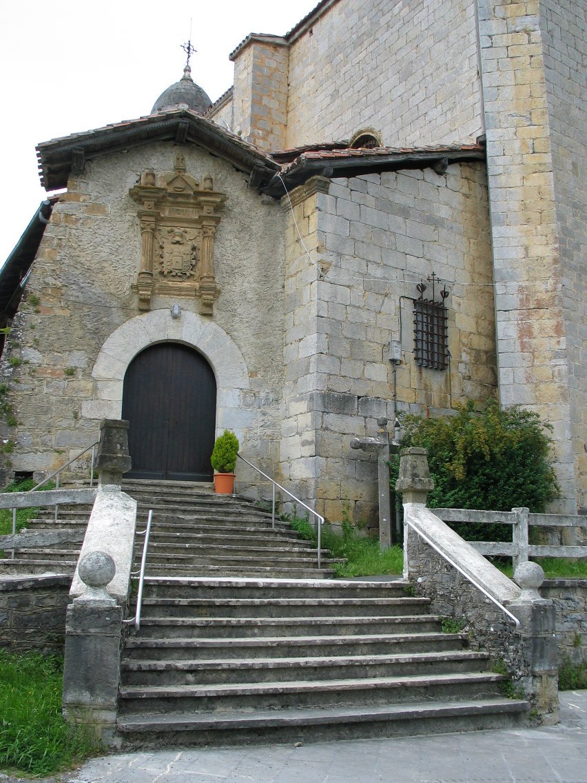 Jasokundeko Ama eliza, Gaztelu